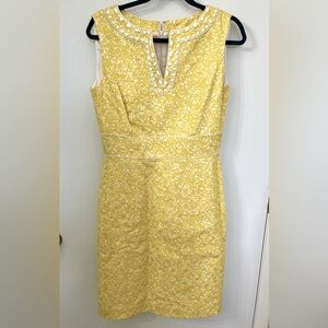 Super Cute TAHARI summer dress. Size 6.